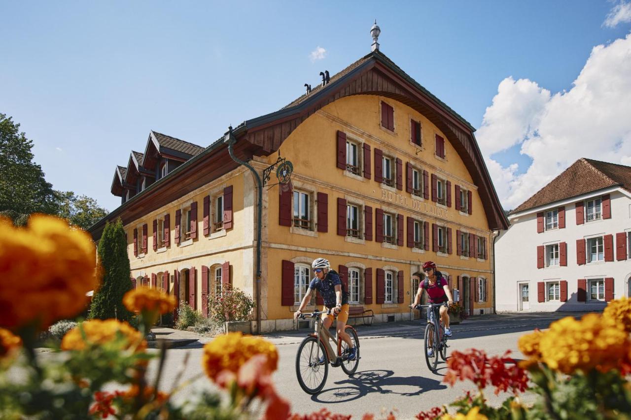 Hôtel de l'Aigle Couvet Extérieur photo