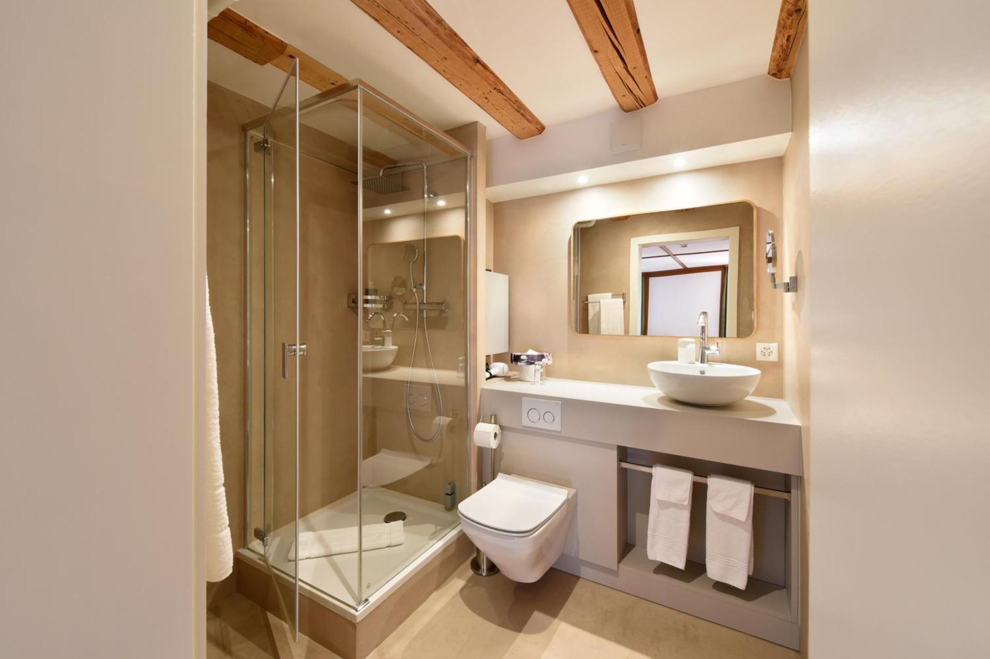 Hôtel de l'Aigle Couvet Chambre photo