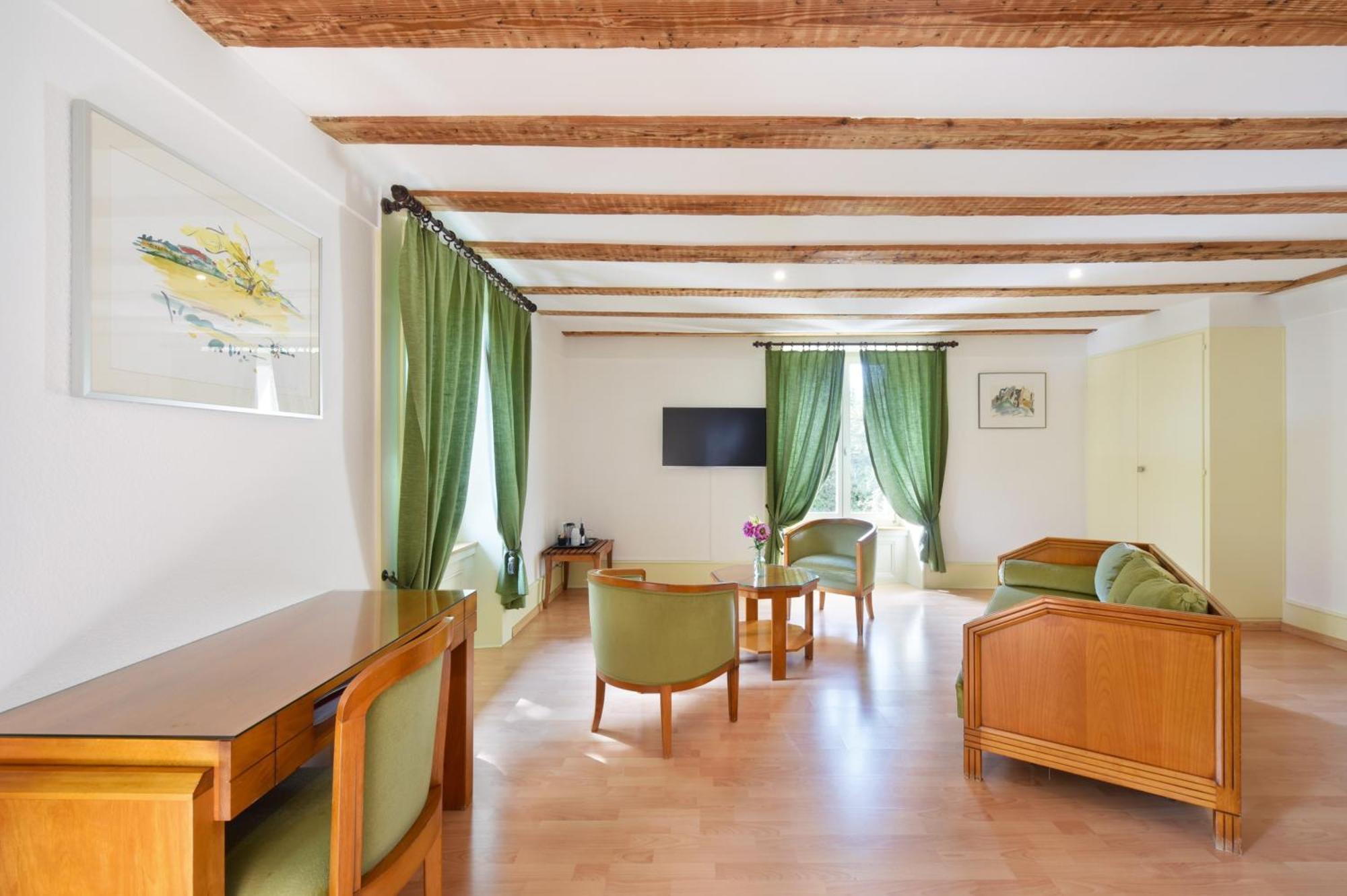 Hôtel de l'Aigle Couvet Chambre photo