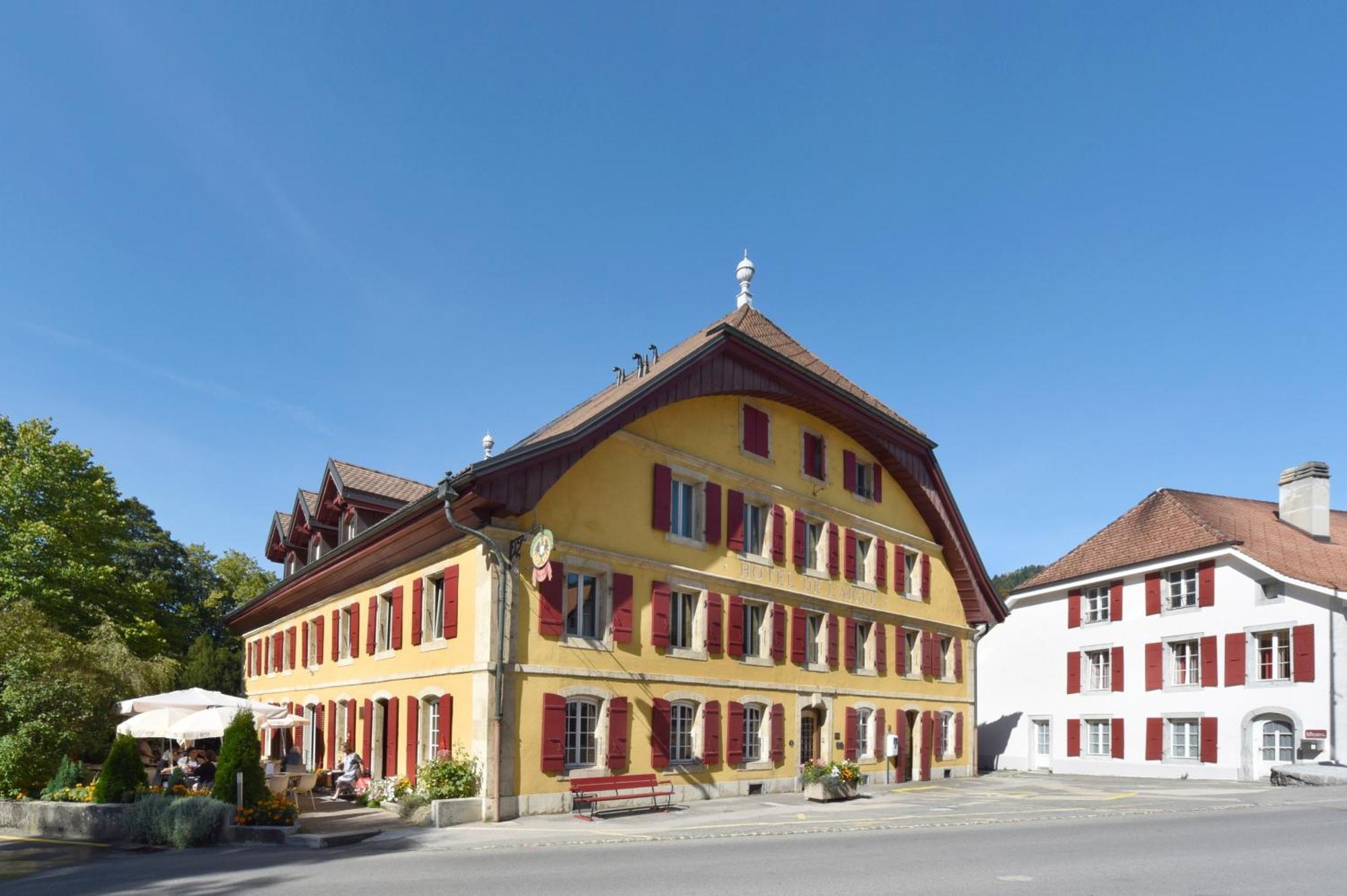 Hôtel de l'Aigle Couvet Extérieur photo