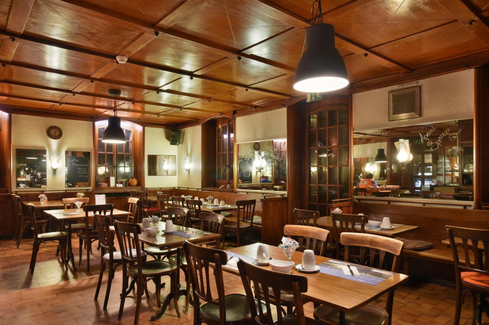 Hôtel de l'Aigle Couvet Extérieur photo