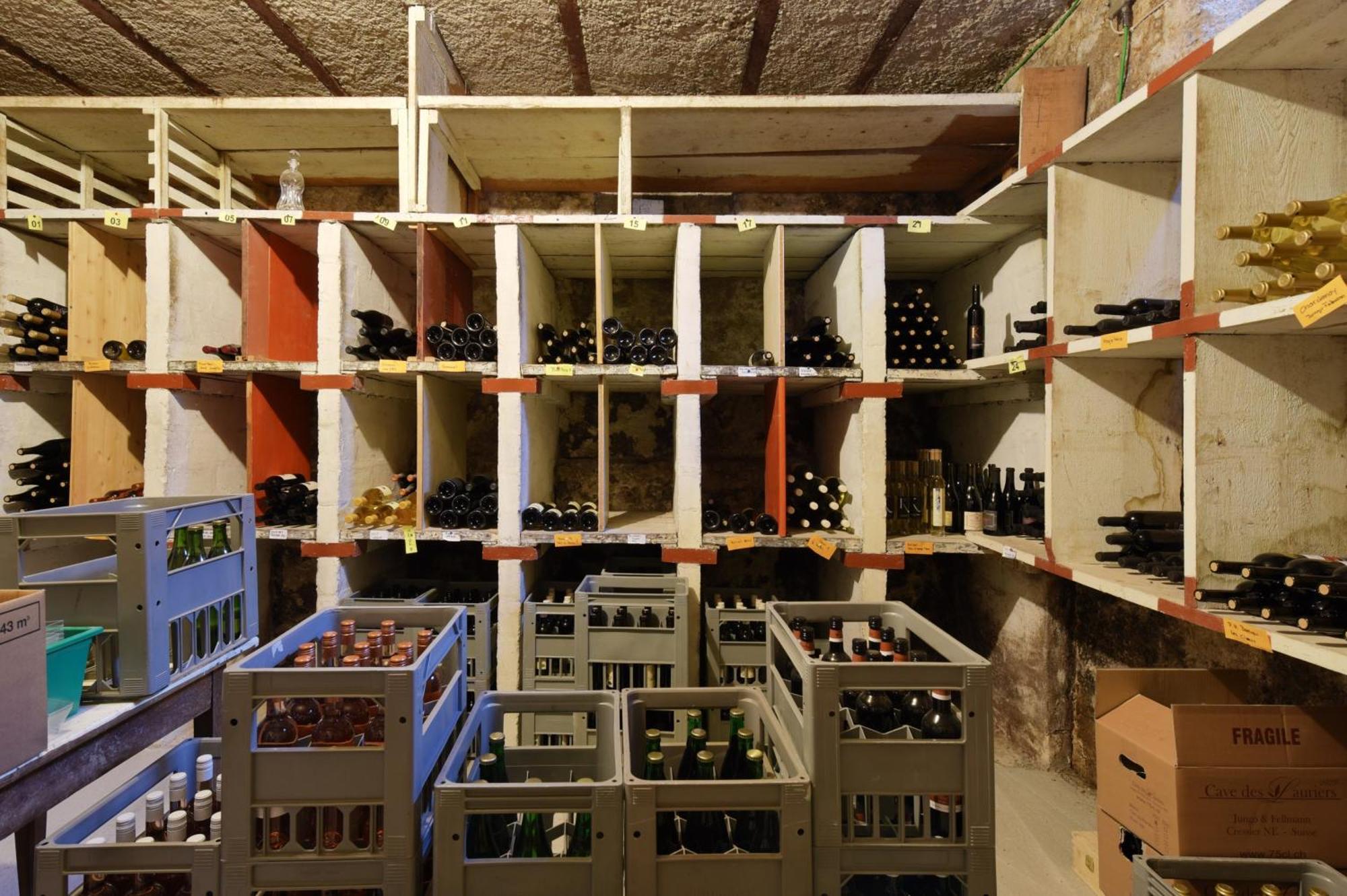 Hôtel de l'Aigle Couvet Extérieur photo